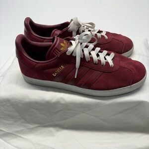 adidas Gazelle Men's Burgundy Suede Sneakers with White Laces Size 9